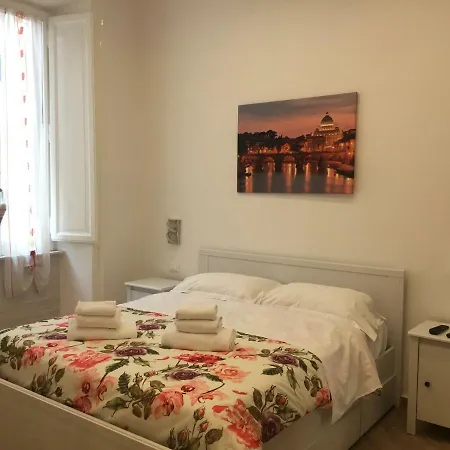 Apartment Sweet Roman Dream